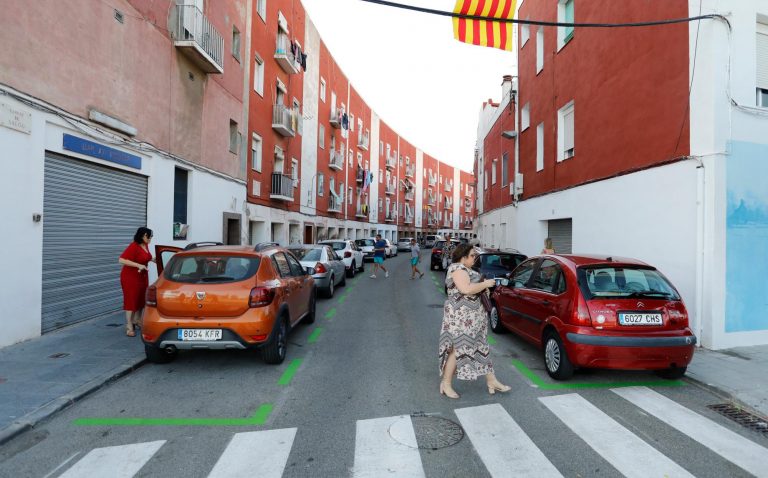 Aparcar en el Serrallo ya no es gratis desde hoy
